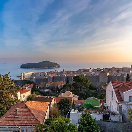 Sea And Old View Apartamento
